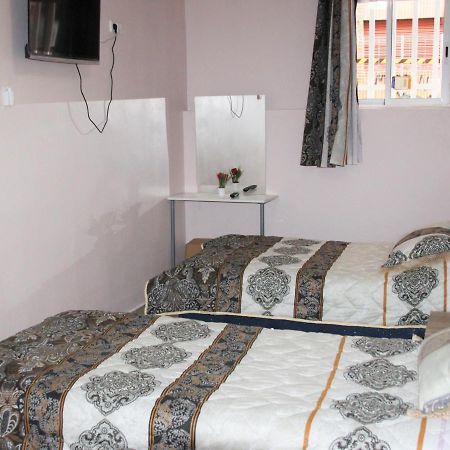 Pension La Lambra Azul Аліканте Екстер'єр фото